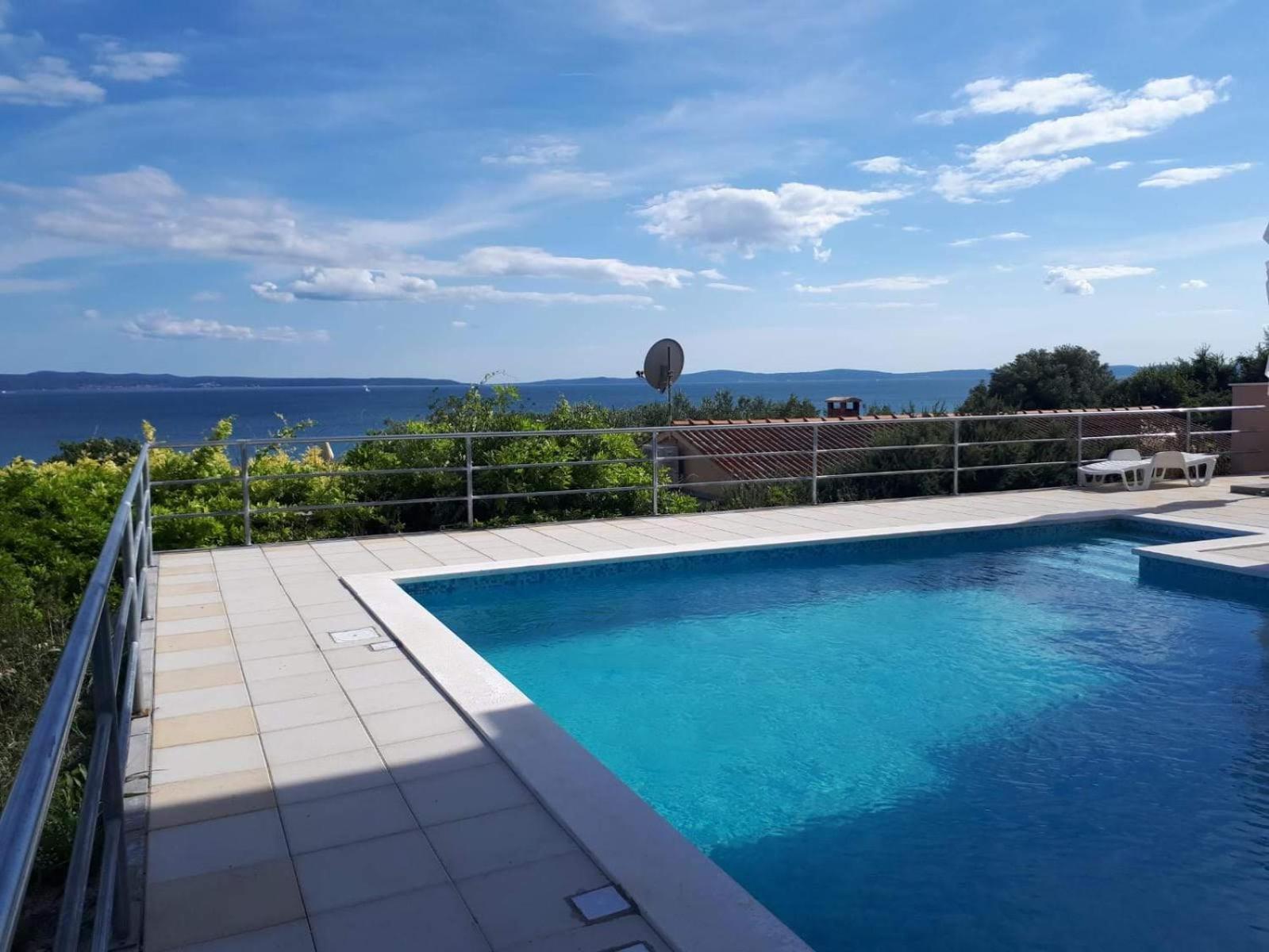 Apartment Lo - With Swimming Pool Split Exterior foto
